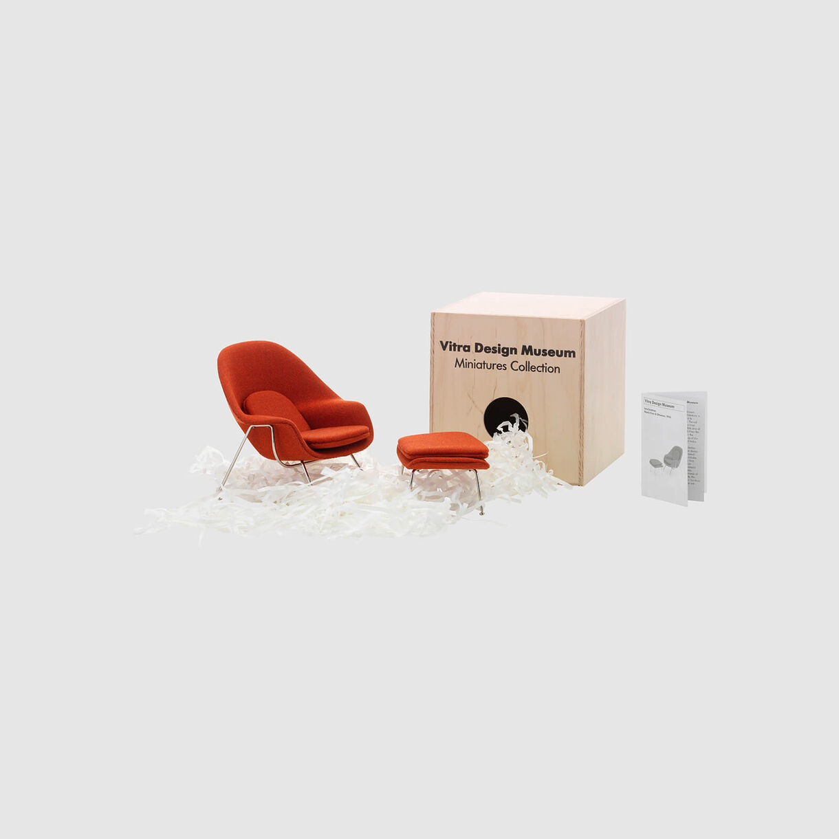 Miniatures Womb Chair